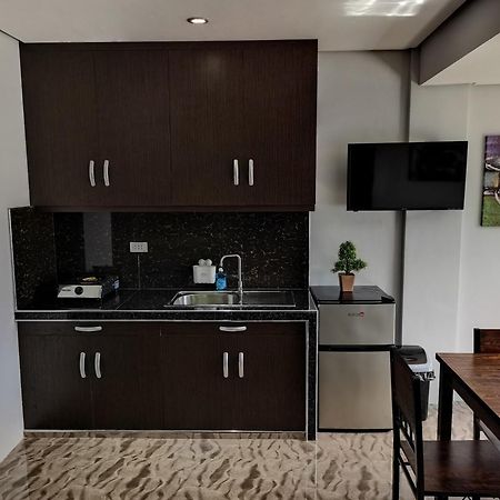 Avana Hills Tagaytay Villa Tagaytay City Esterno foto
