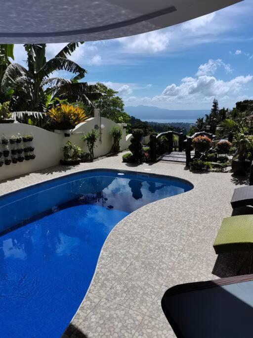 Avana Hills Tagaytay Villa Tagaytay City Esterno foto