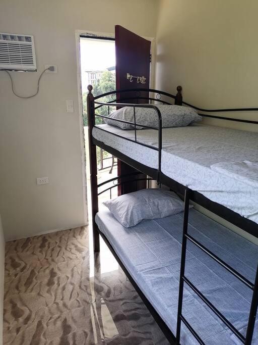 Avana Hills Tagaytay Villa Tagaytay City Esterno foto