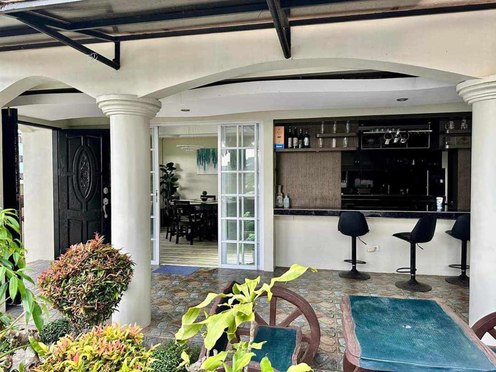 Avana Hills Tagaytay Villa Tagaytay City Esterno foto