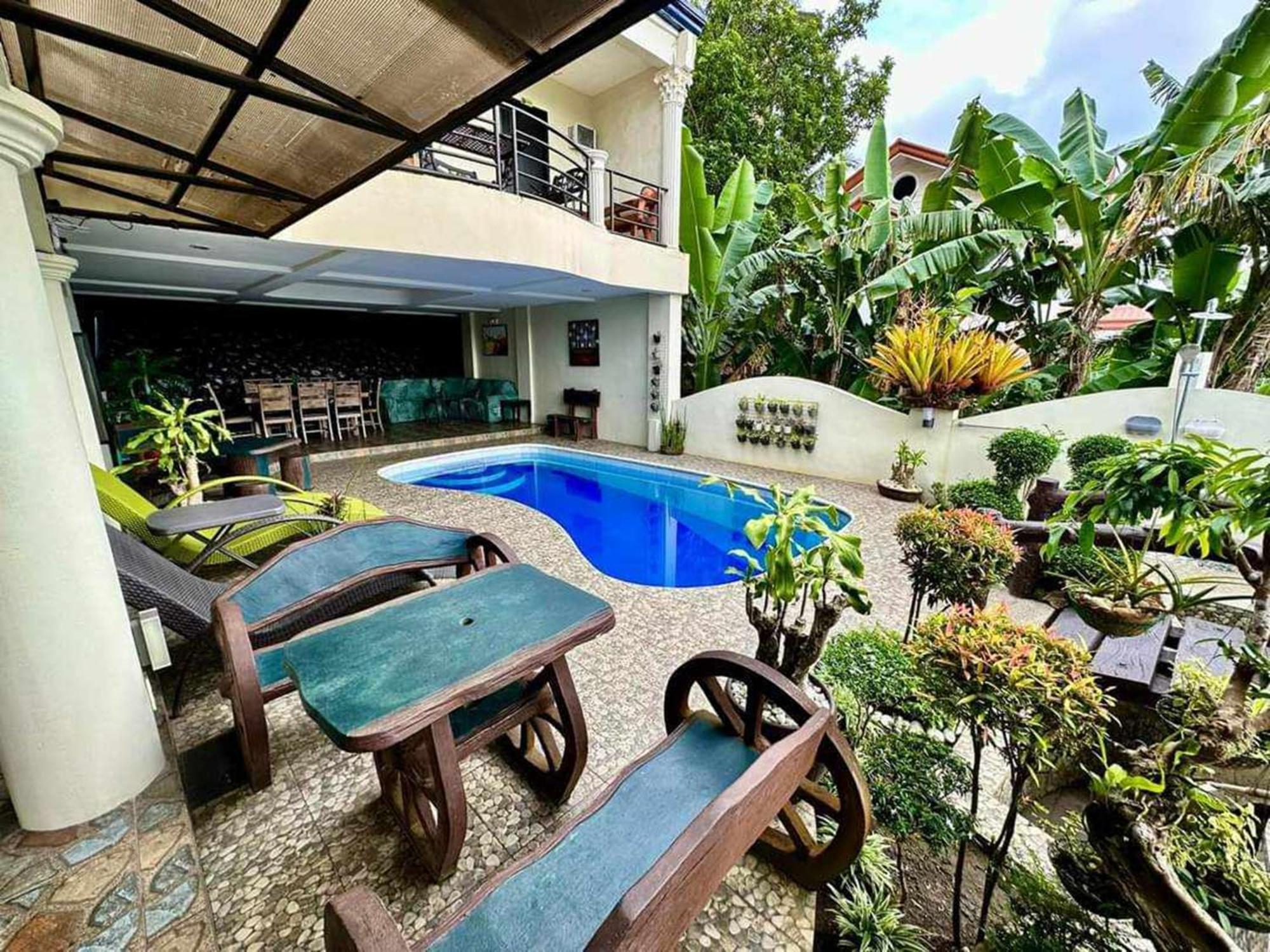 Avana Hills Tagaytay Villa Tagaytay City Esterno foto